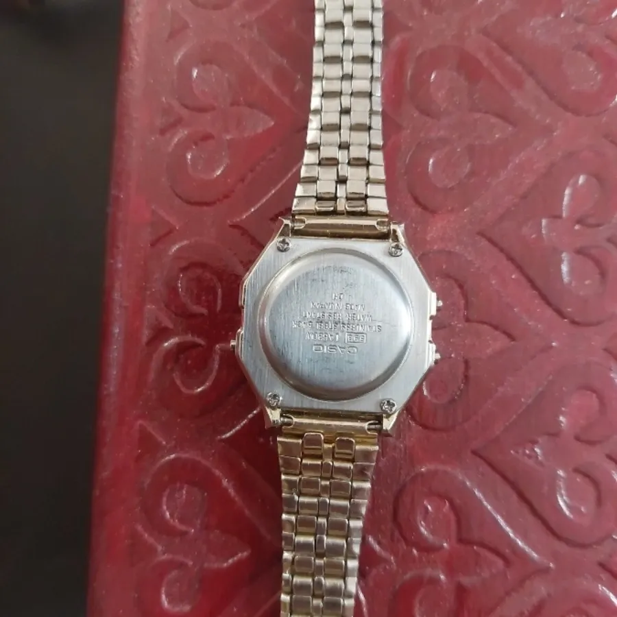 ساعت دیجیتال کاسیو