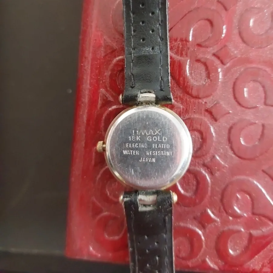 ساعت اوماکس