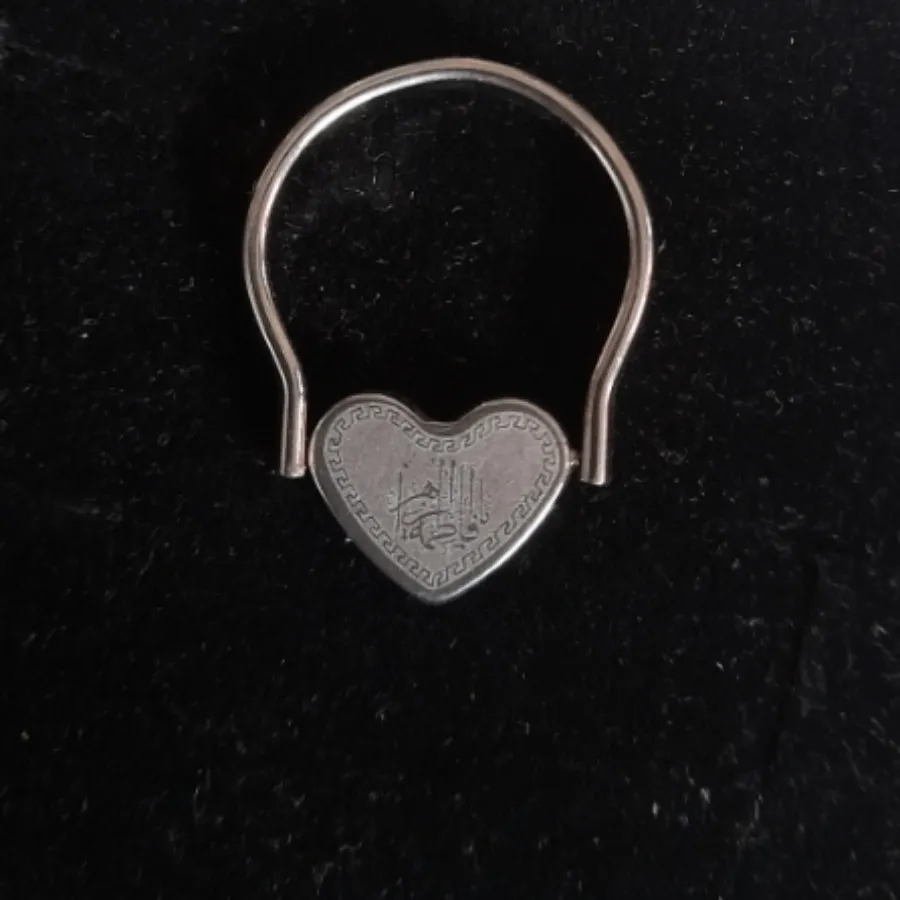 انگشتر قدیمی