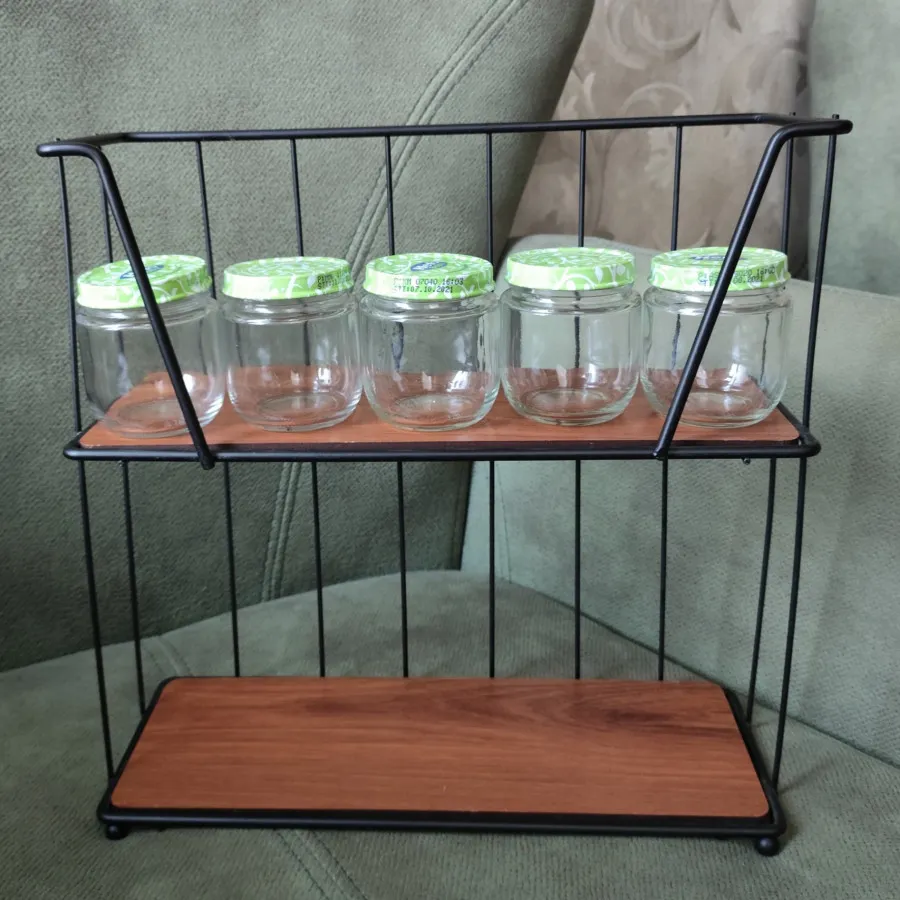 بانک شیشه ای