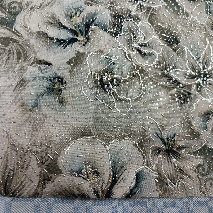 یک قواره پارچه چادر رنگی