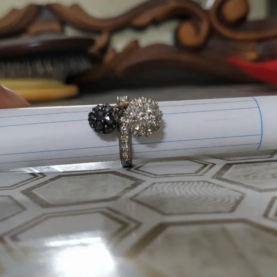 انگشتر زنانه مجلسی