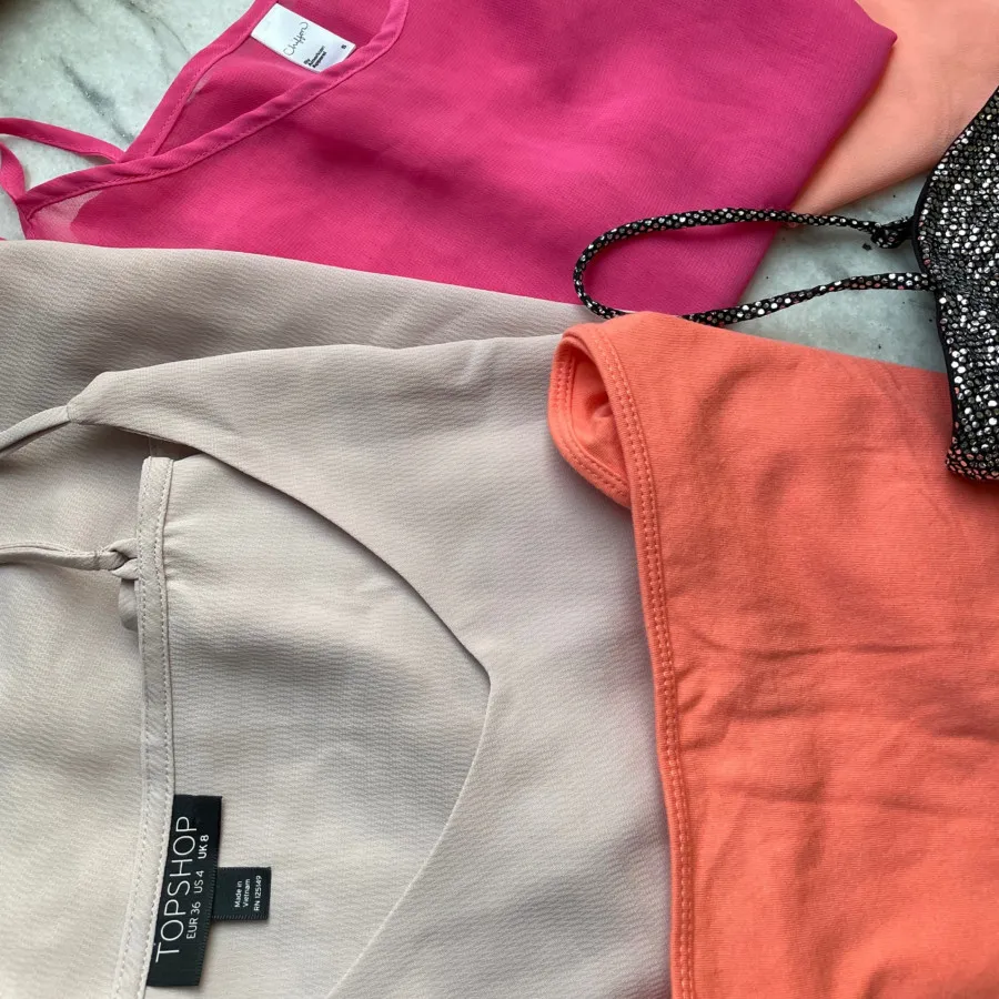 تعدادی تاپ بادی و نیم تنه