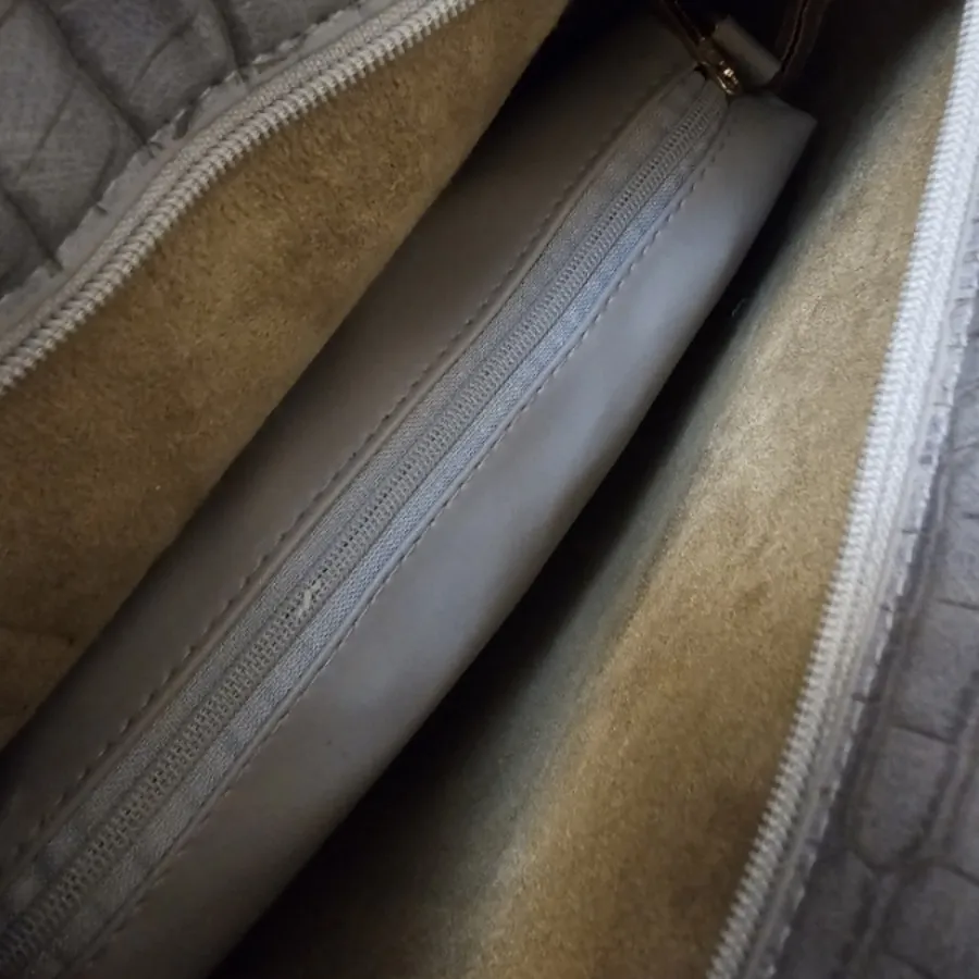 تت بگ طوسی پوست ماری