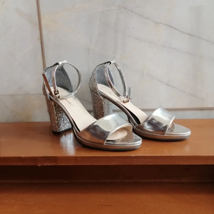 کفش مجلسی زنانه