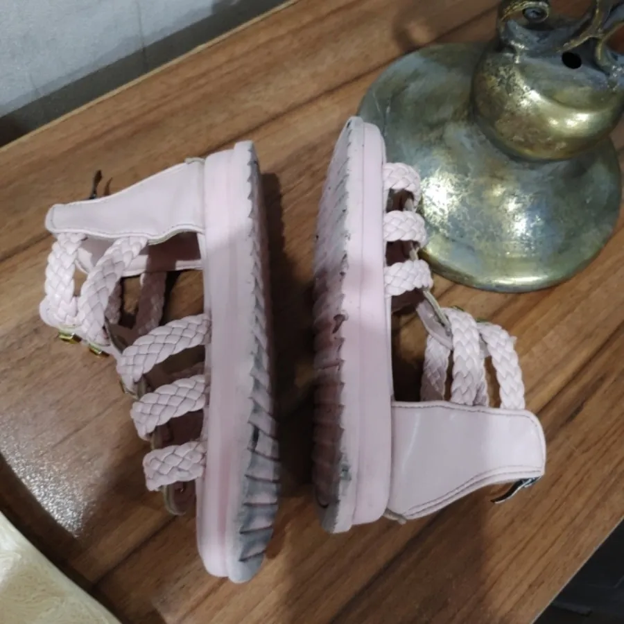 کفش تابستونی