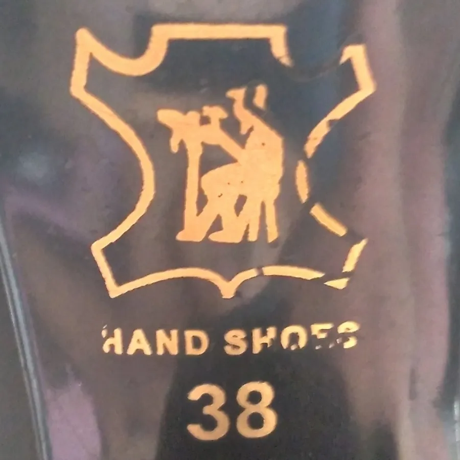 کفش مجلسی مشکی طاووسی