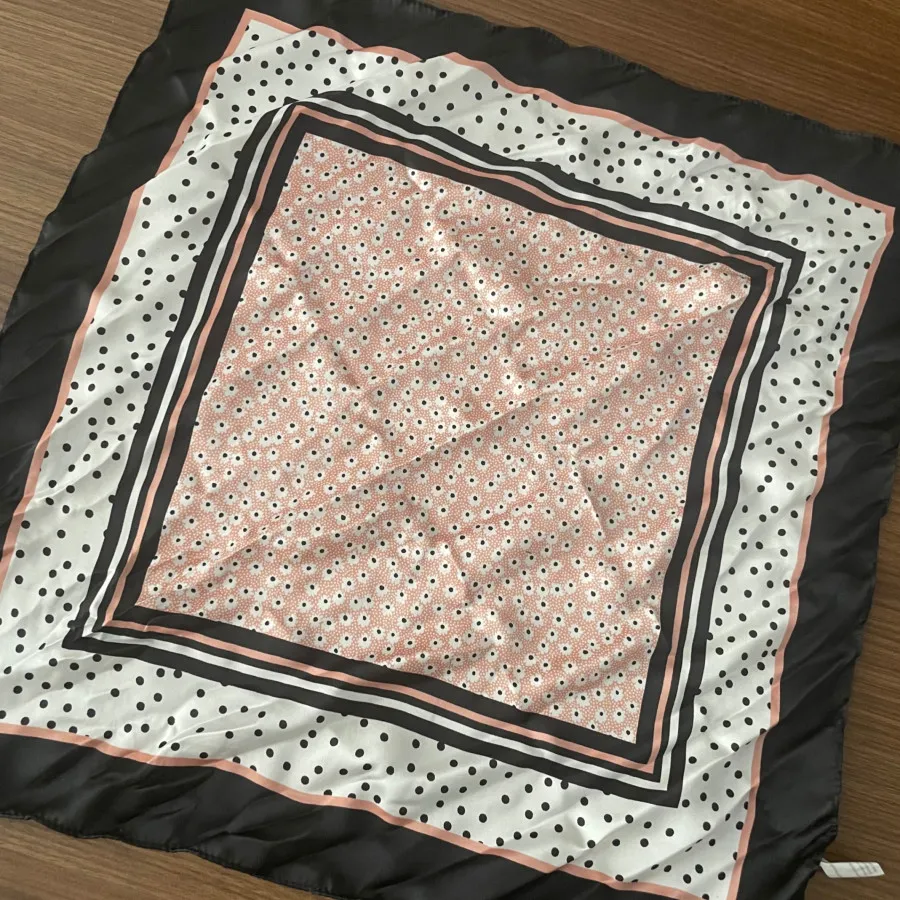 اسکارف برند iam