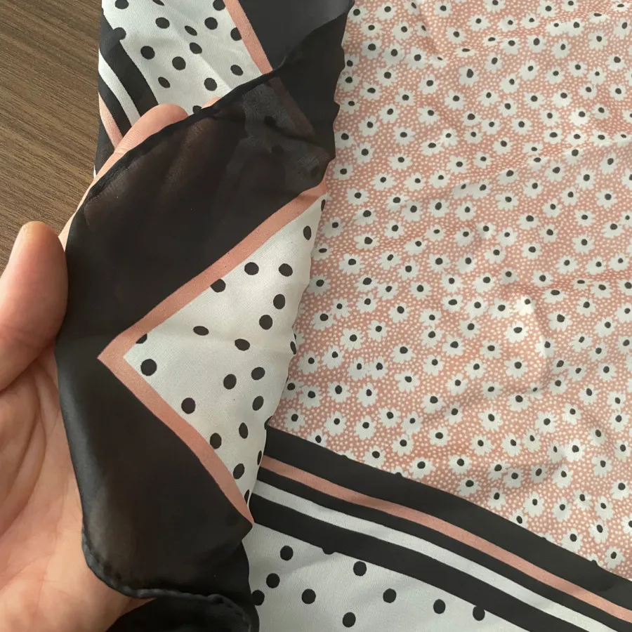 اسکارف برند iam