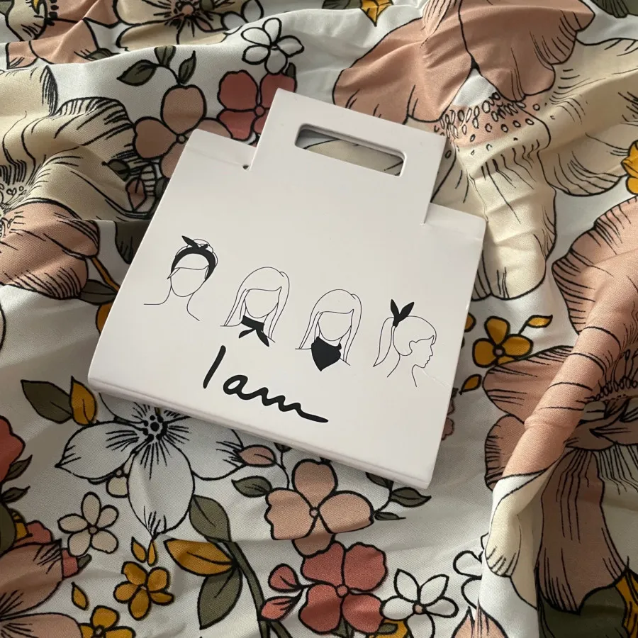 اسکارف برند iam