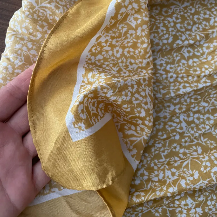 اسکارف برند iam