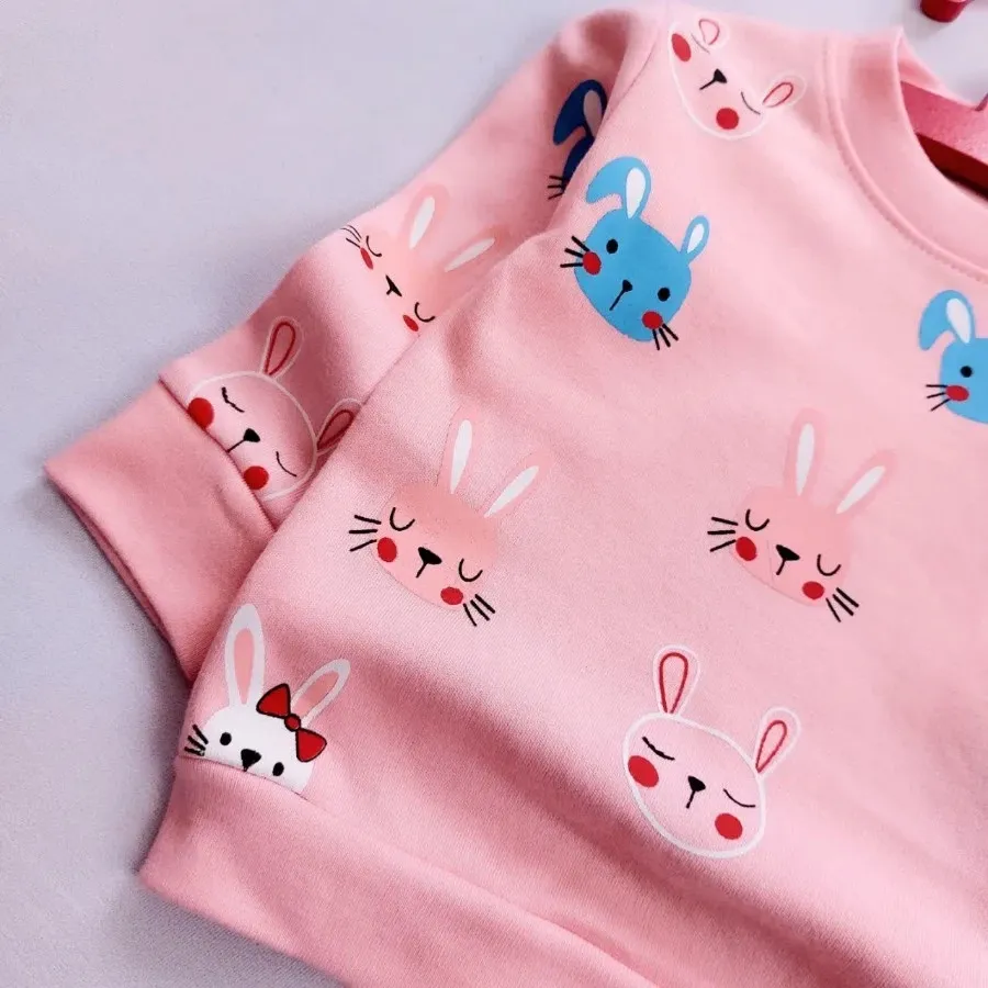 بلوز شلوار خرگوش ها ?