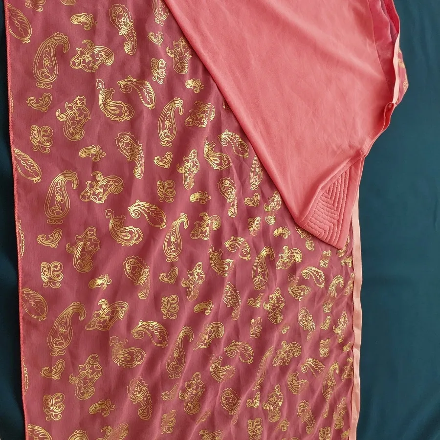 شال مقنعه دار حجابی