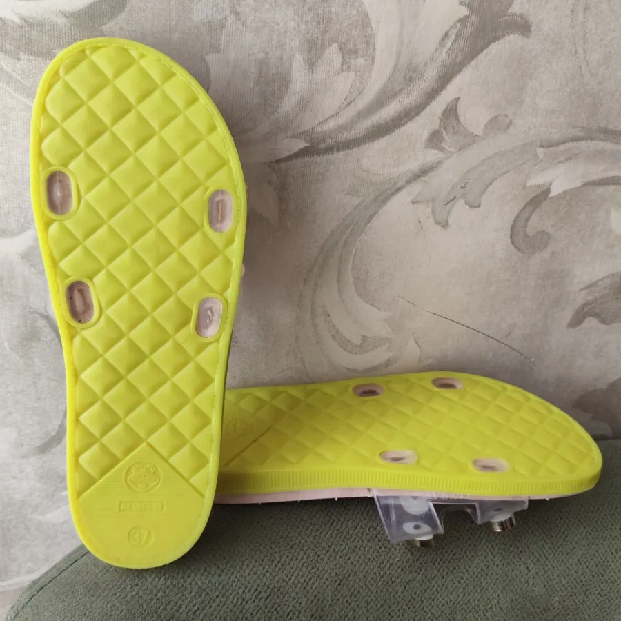 دمپایی مجلسی