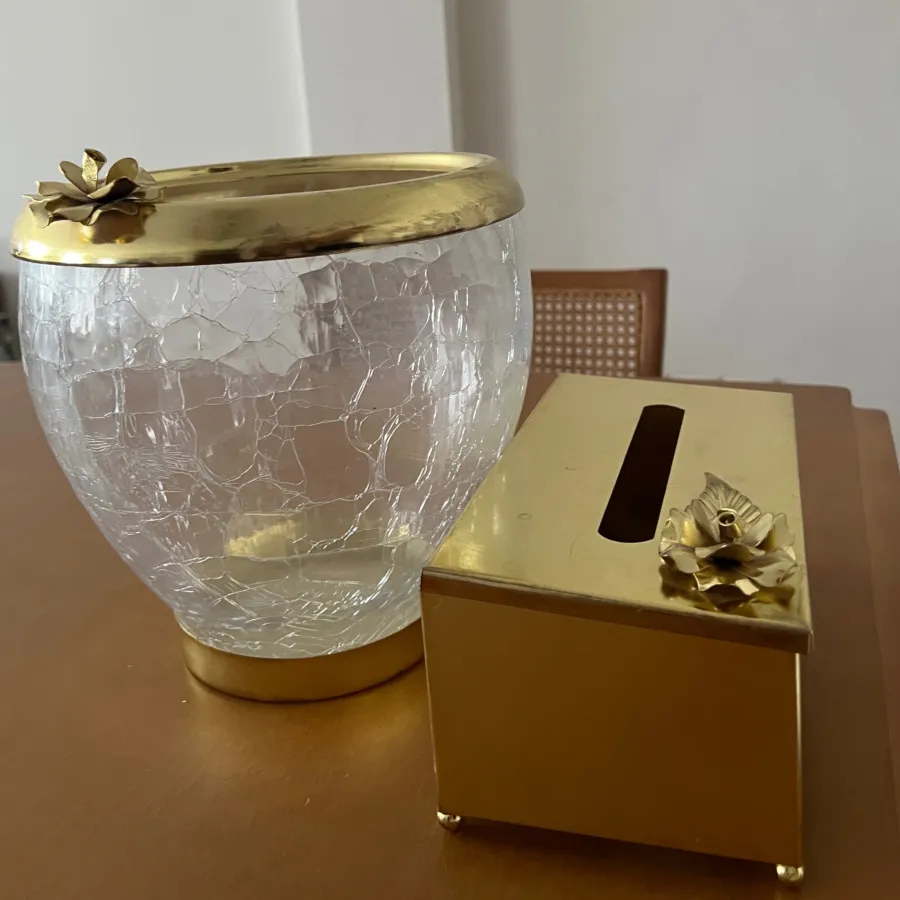 سطل و جادستمال آبگز طلایی