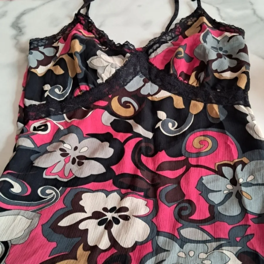 تعداد زیادی تاپ اروپایی