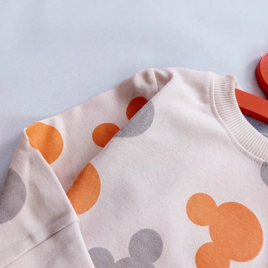 بلوز شلوار میکی نارنجی
✂