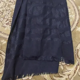 شال سرمه ای