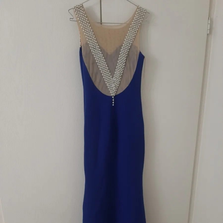 پیراهن مجلسی آبی کاربنی