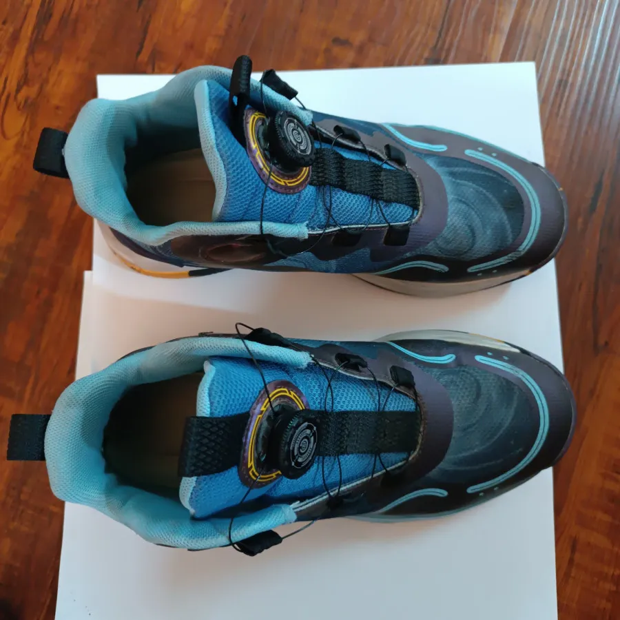 کتونی مارک GKG سایز 41