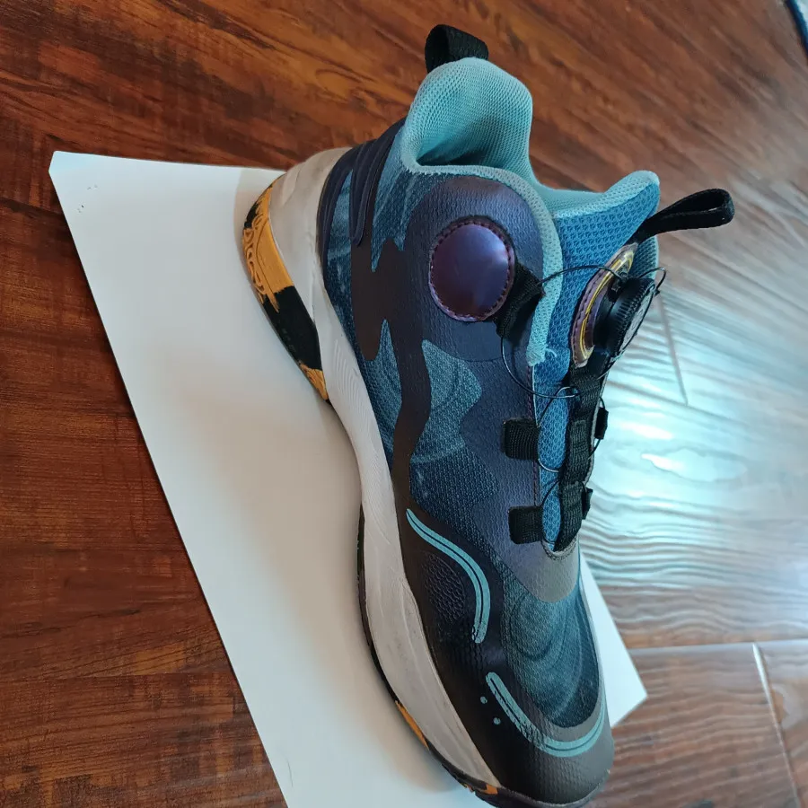 کتونی مارک GKG سایز 41