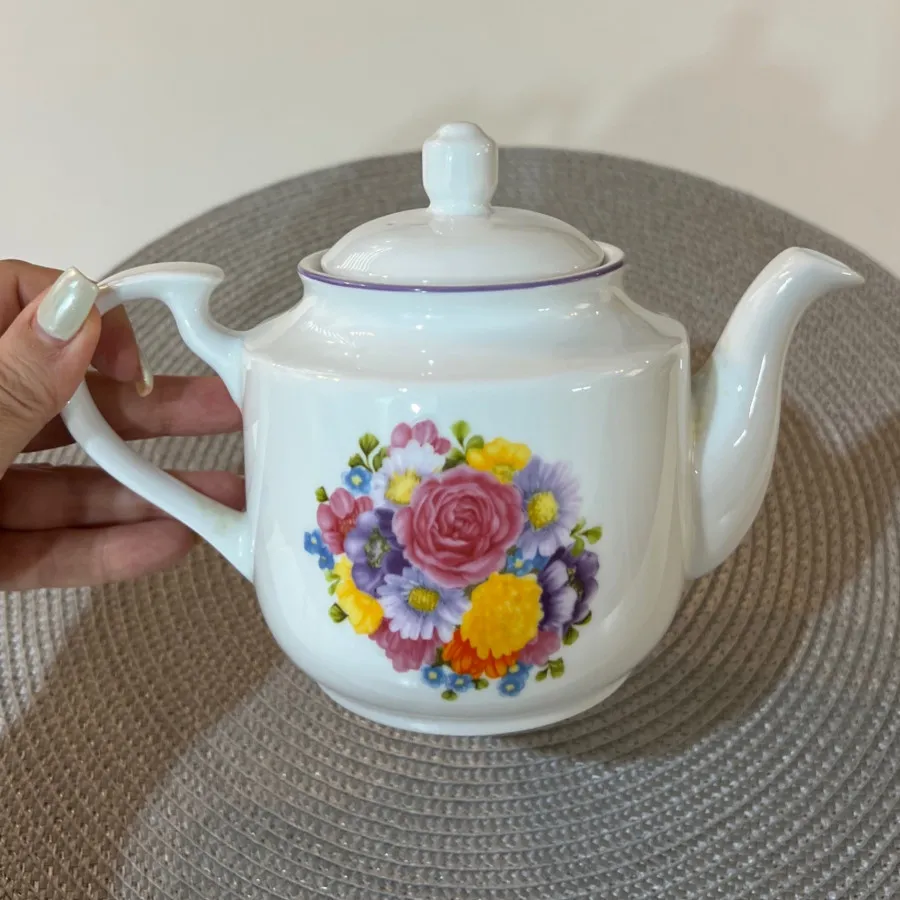 قوری چینی زرین