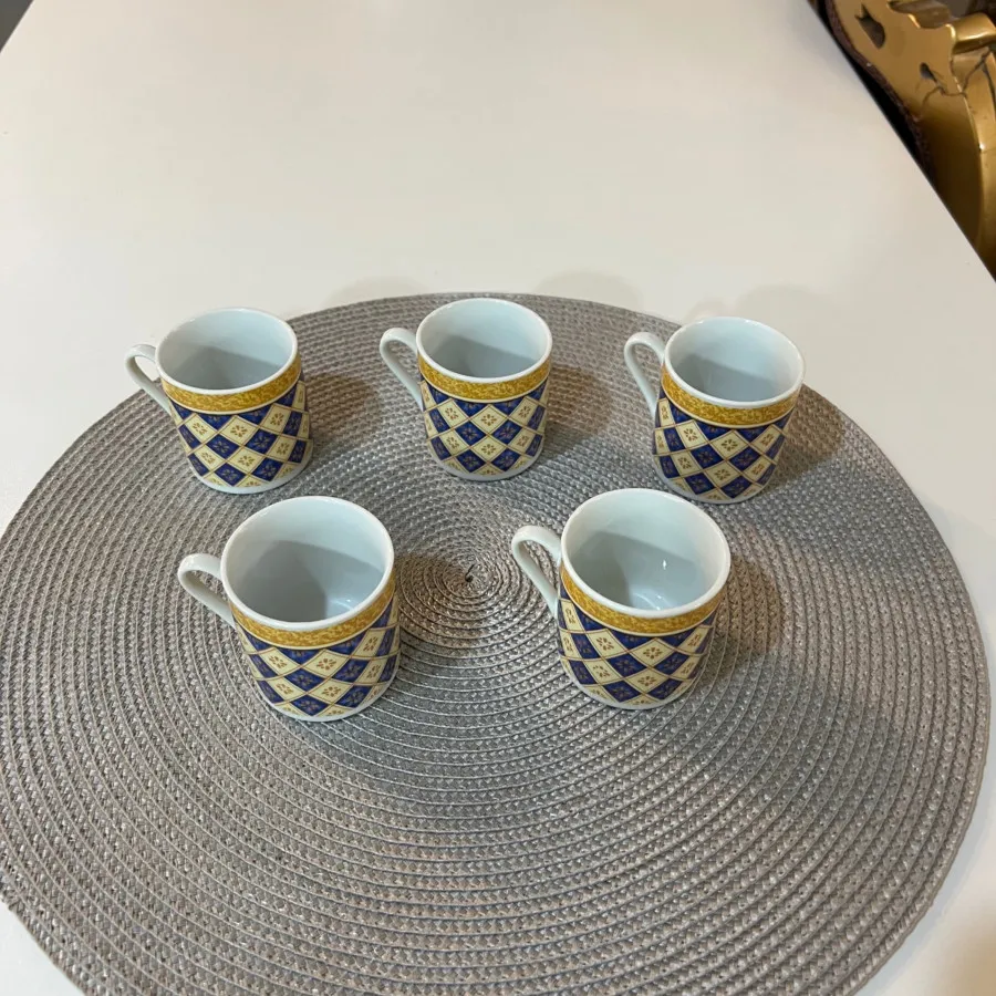 فنچان قهوه خوری