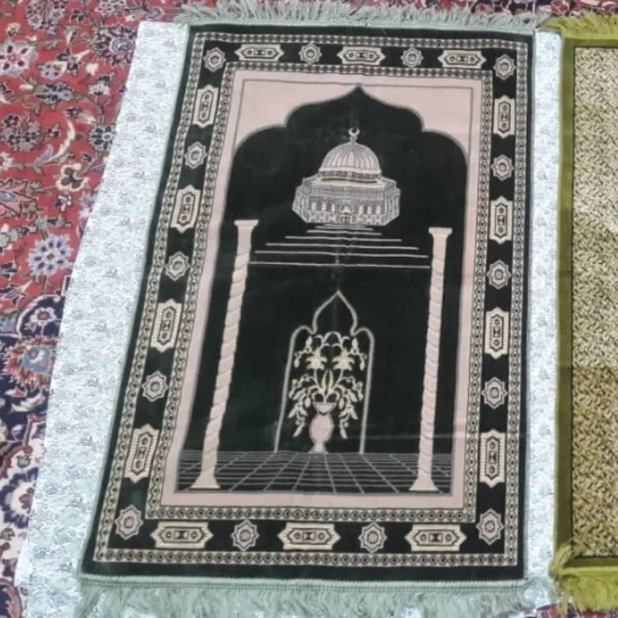 سجاده یک متر در 70نو مخمل