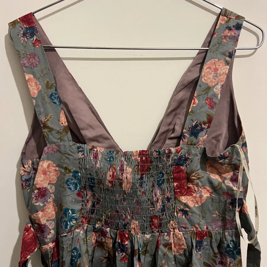 پیراهن گل گلی