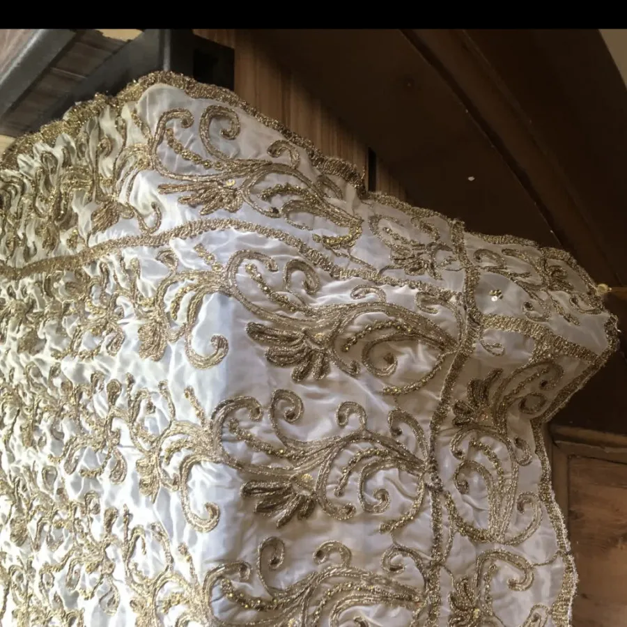 رومیزی سرمه دوزی