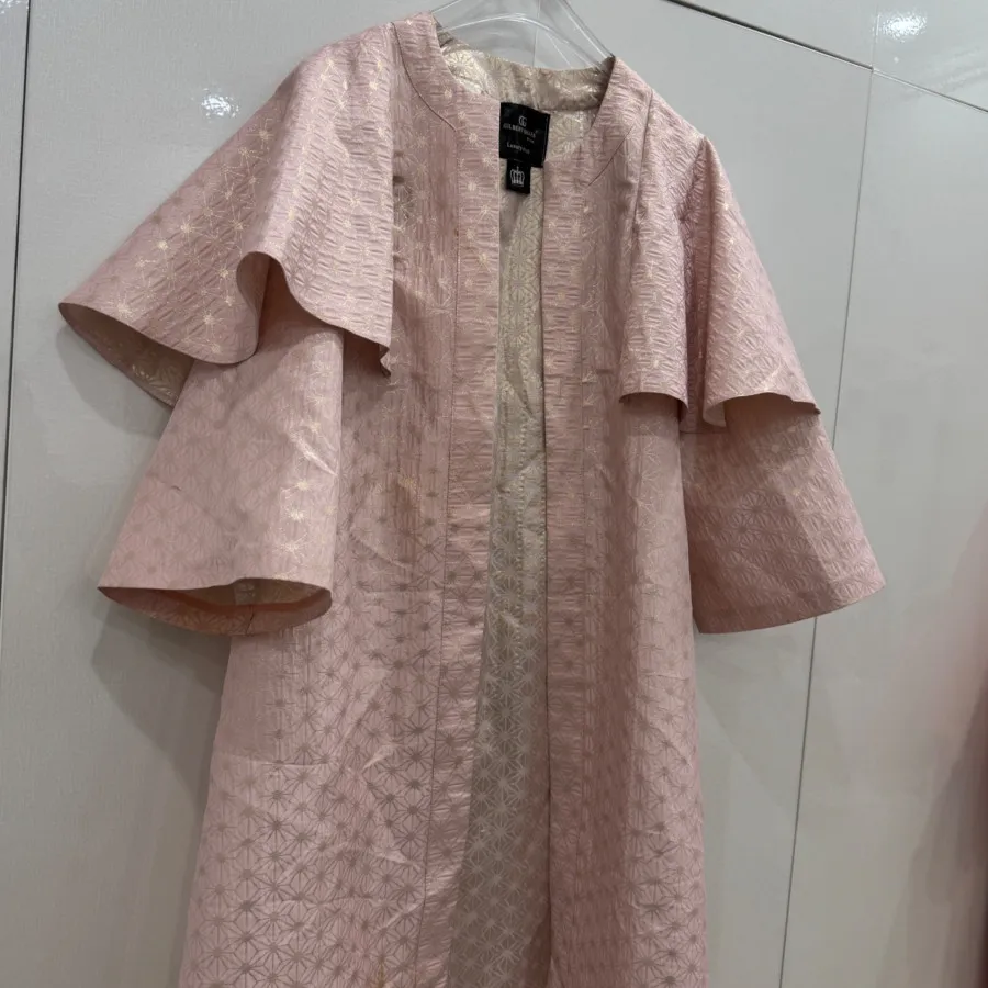 مانتو طلاکوب صورتی