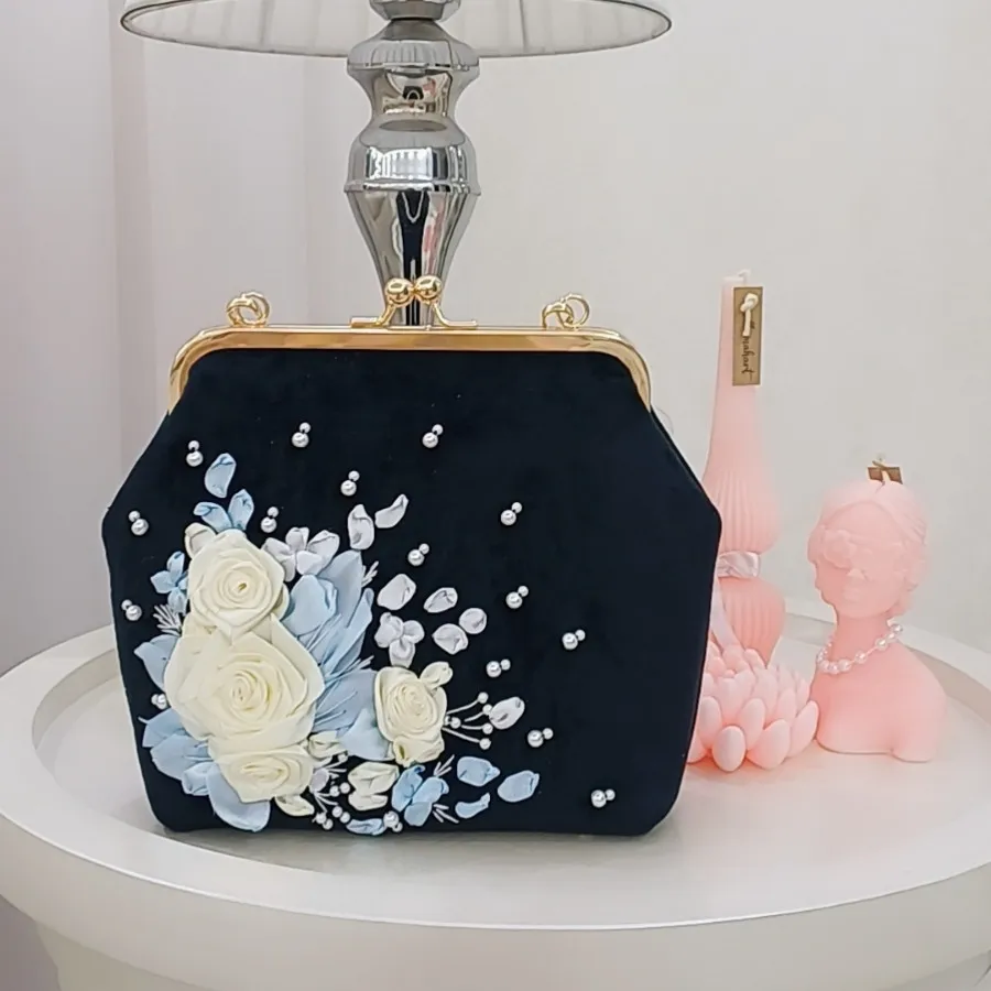 کیف  مجلسی روباندوزی