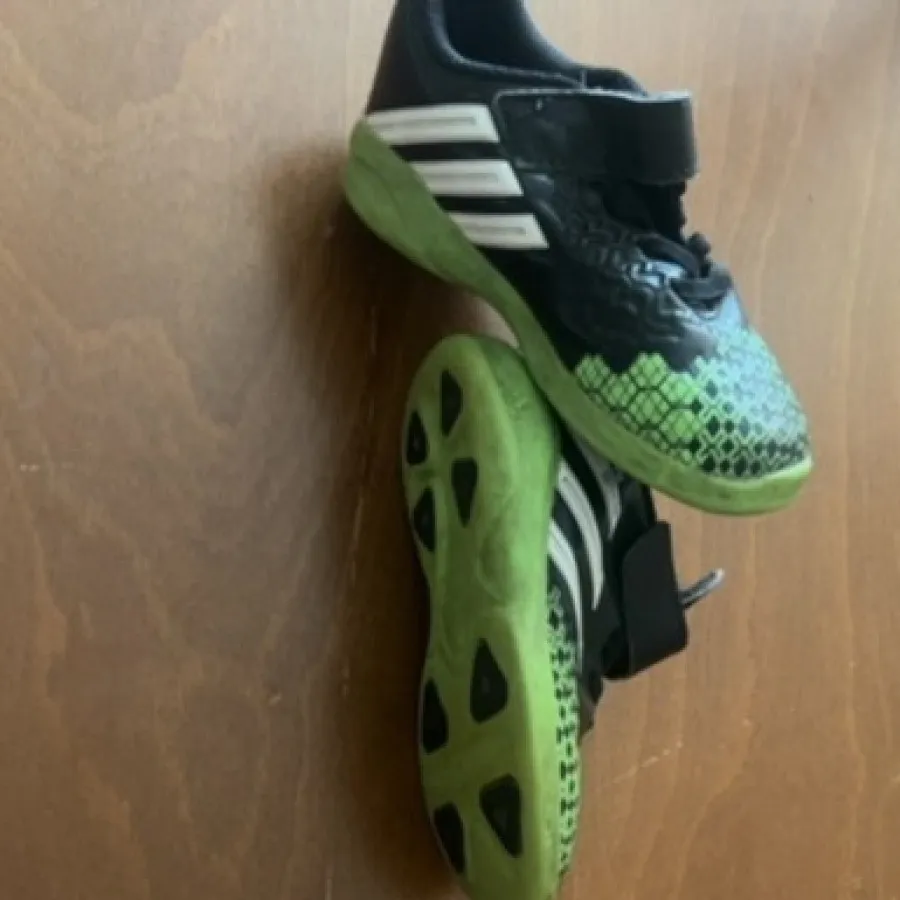 کفش اورجینال آدیداس