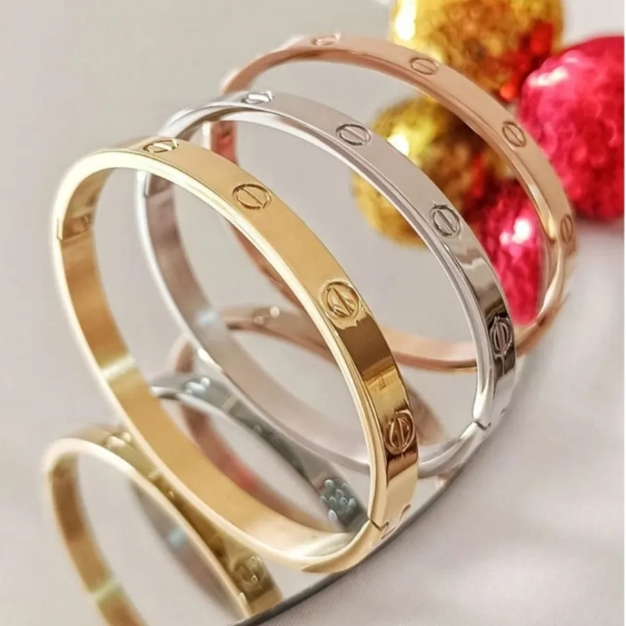 دستبند بنگل کارتیر