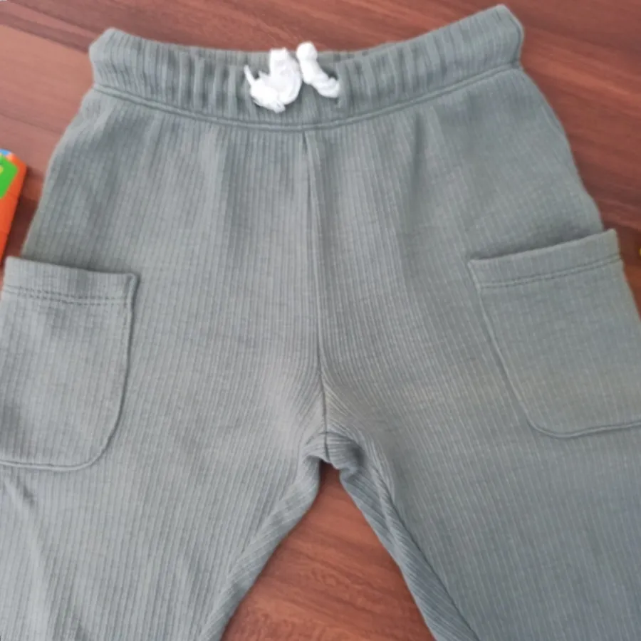 شلوار کوتاه بچگانه