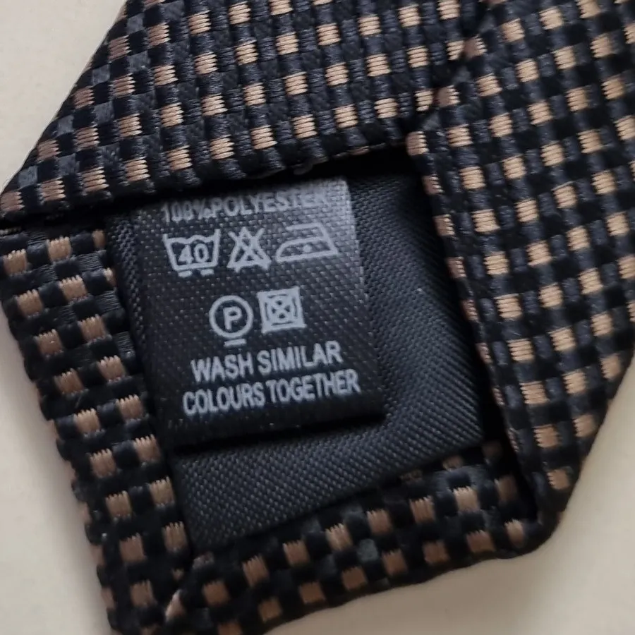 کراوات خارجی