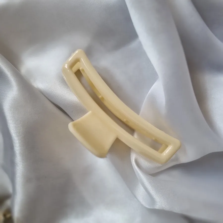 کلیپس مو مینیمال