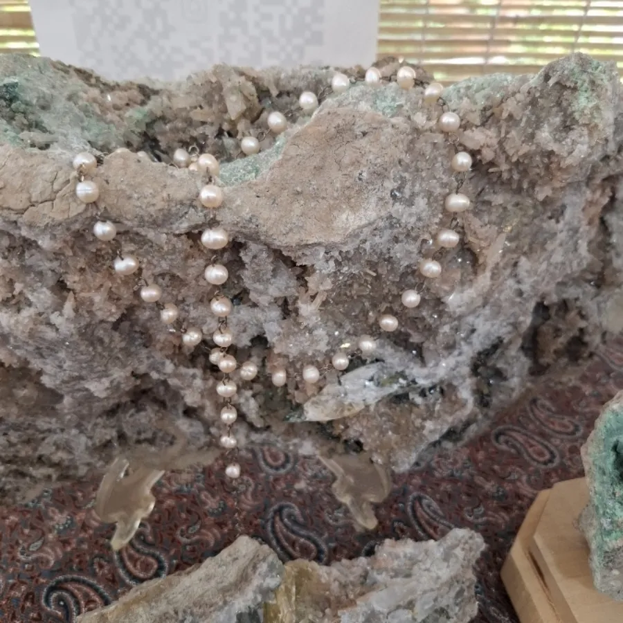 ست دستبند و گردنبند