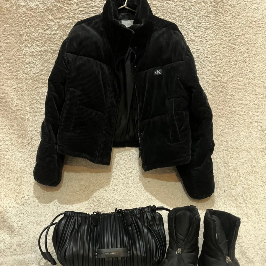 کاپشن کالوین کلین