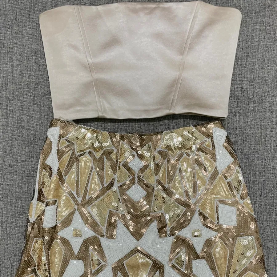 دامن سنگدوزی شده