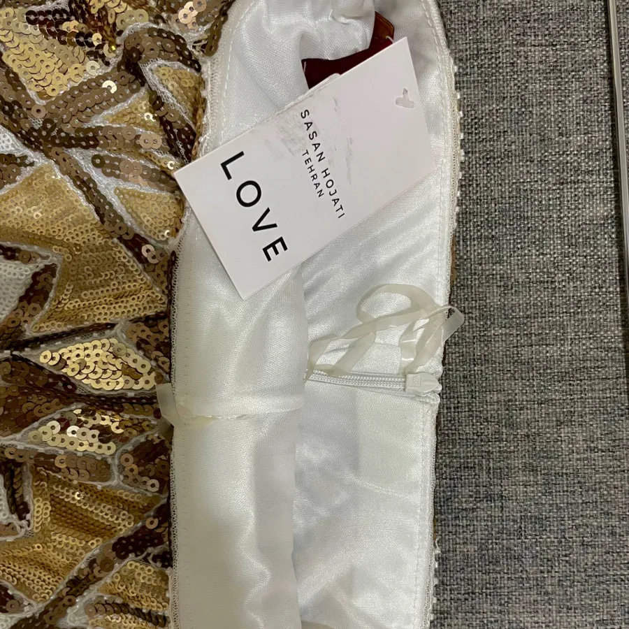 دامن سنگدوزی شده