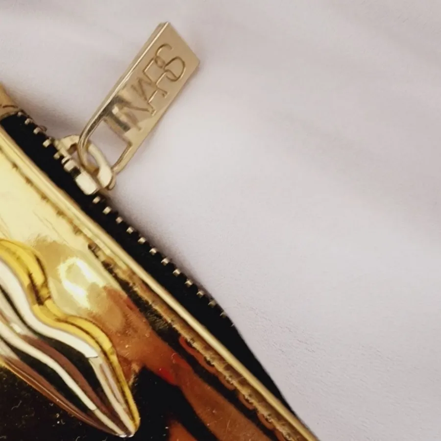 کلاچ بگ طلایی Nars