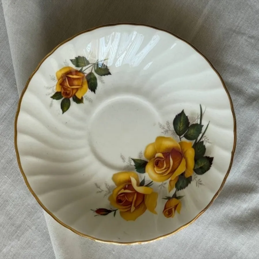 فنجان ونعلبکی انگلیس باکس