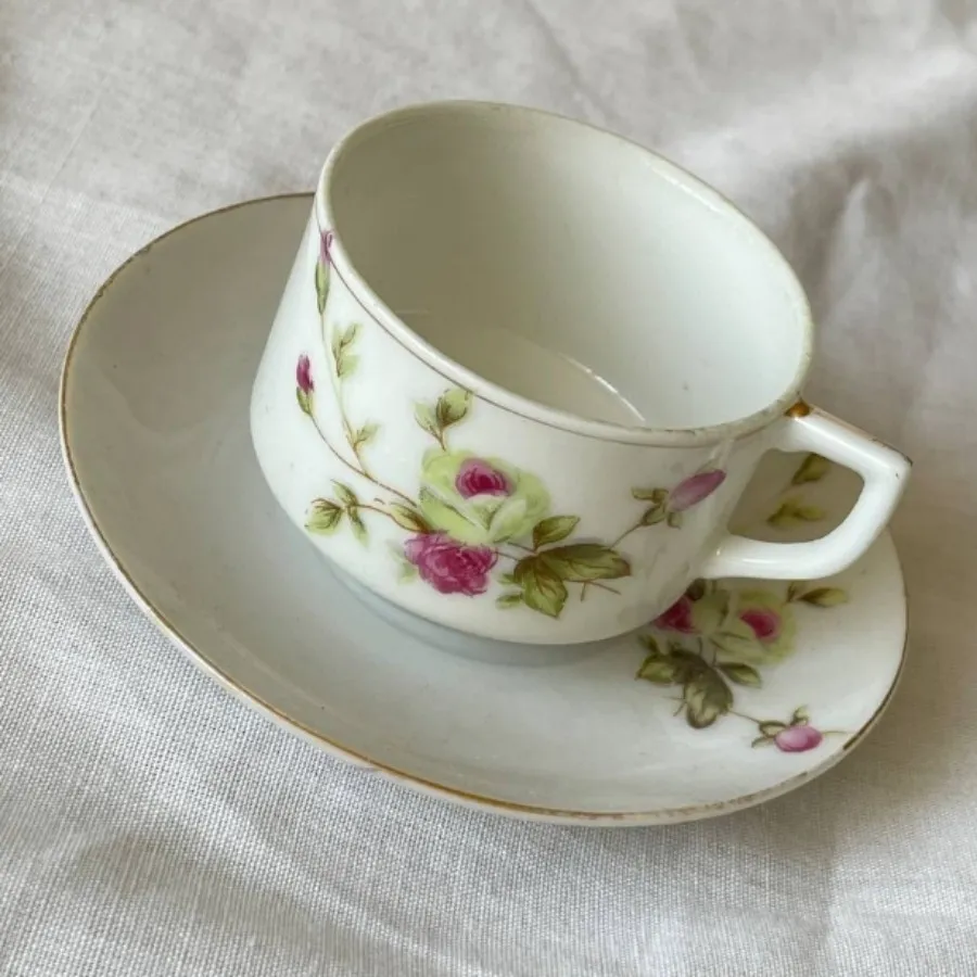 موکاخوری گلسرخی باکس