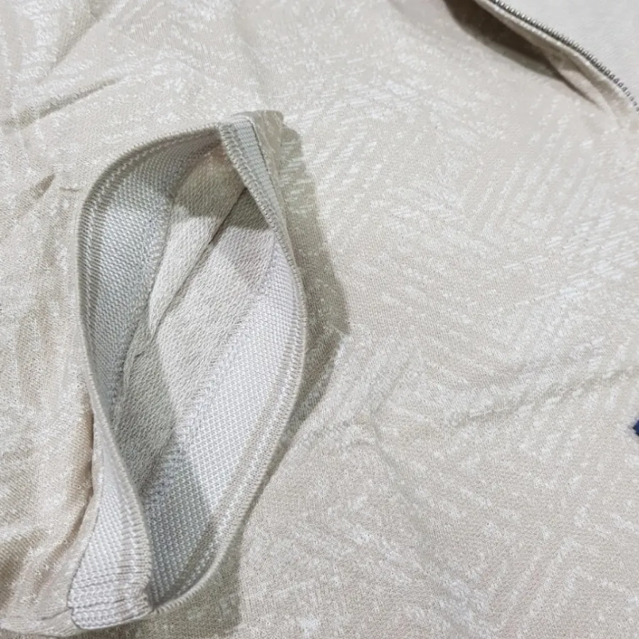 تیشرت نیم زیپ کرم