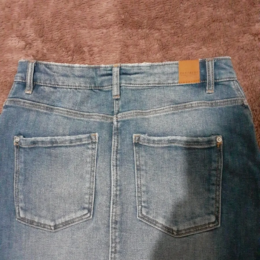 دامن زنانه ودخترانه