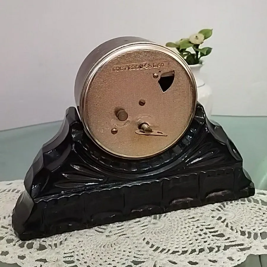 ساعت رومیزی