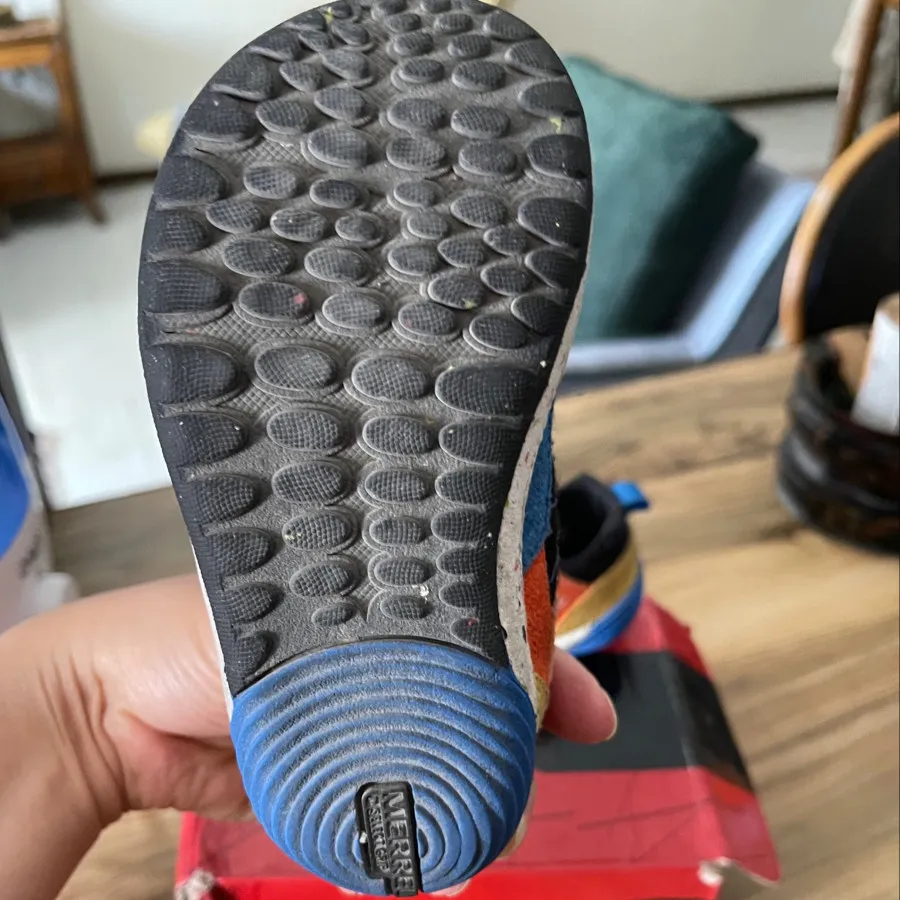 کتونی بچگانه خارجی