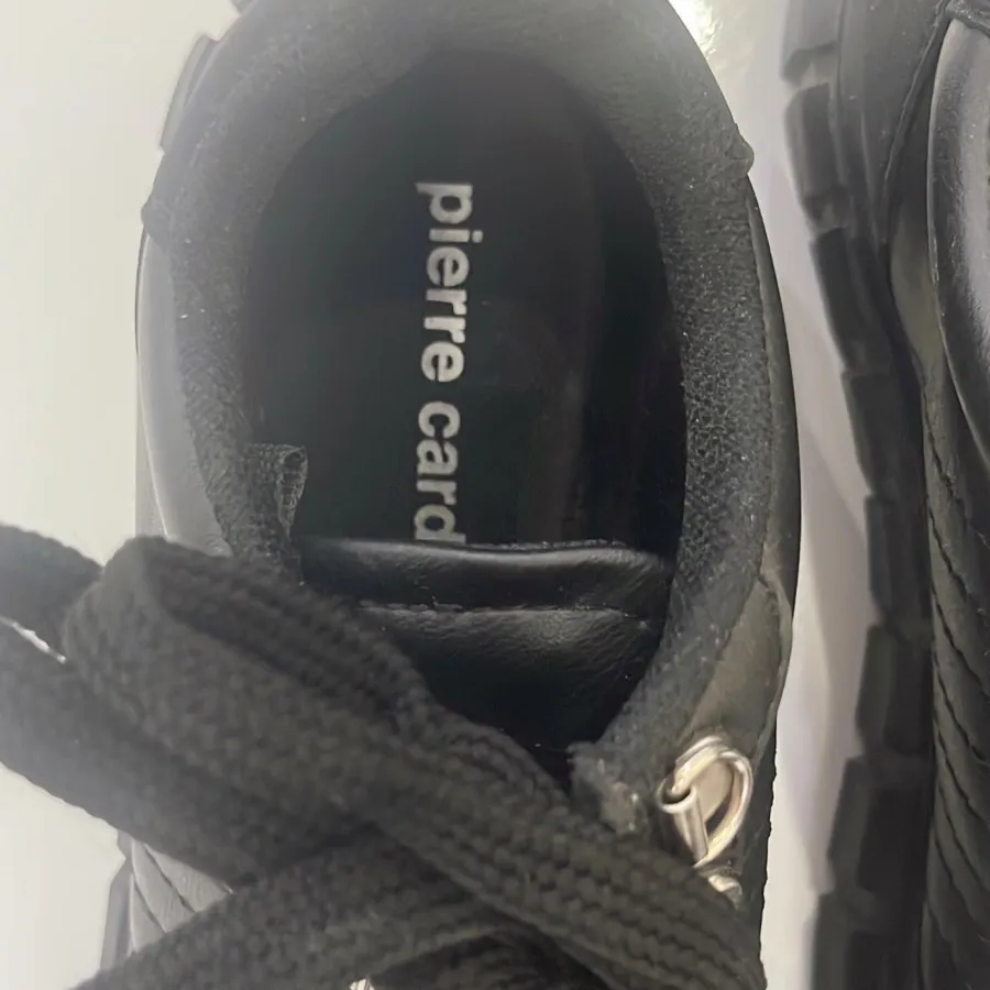 کفش پیرگاردین