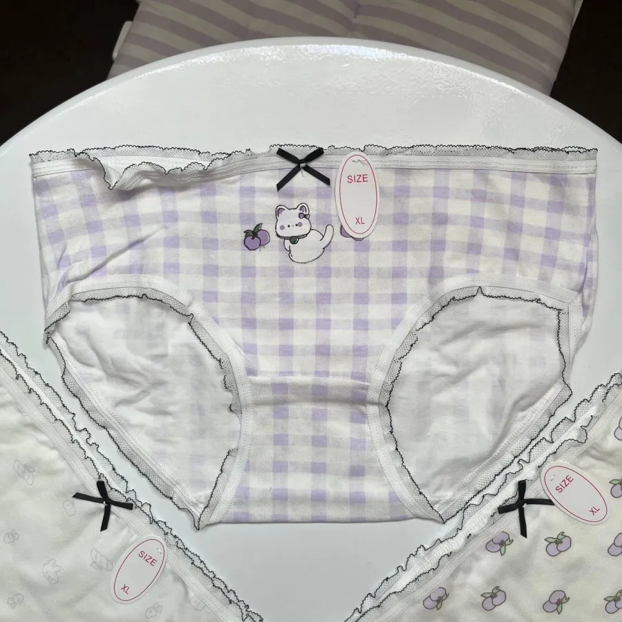 شورت کیوت بنفش